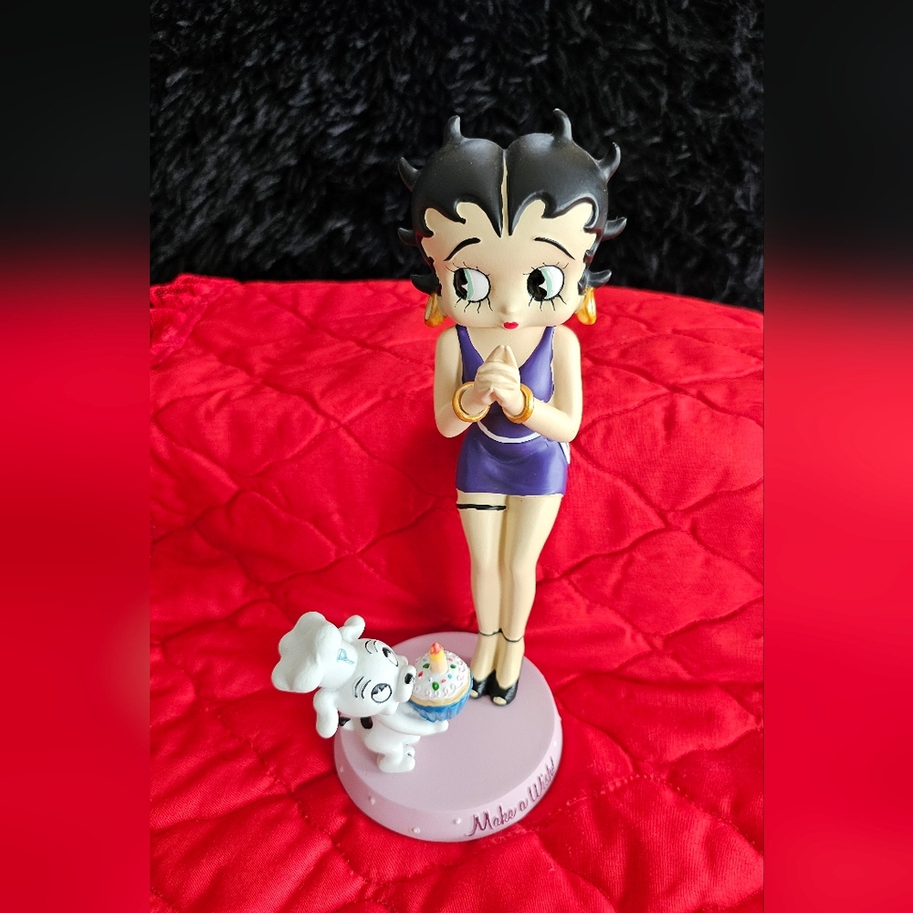 2010 Betty Boop Westland Figurine with Dog 7" # 20133 " Make A Wish Betty"